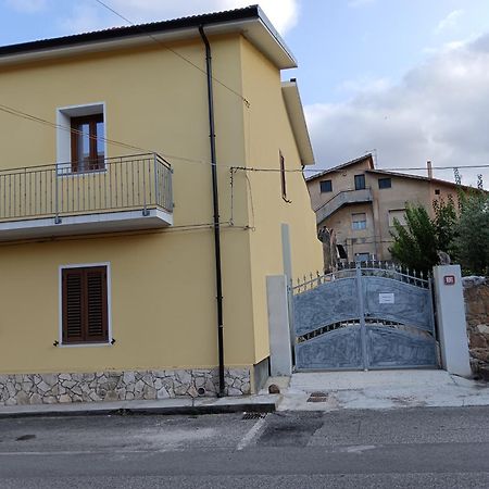 Casa Vacanze Il Giardino Villamassargia Luaran gambar