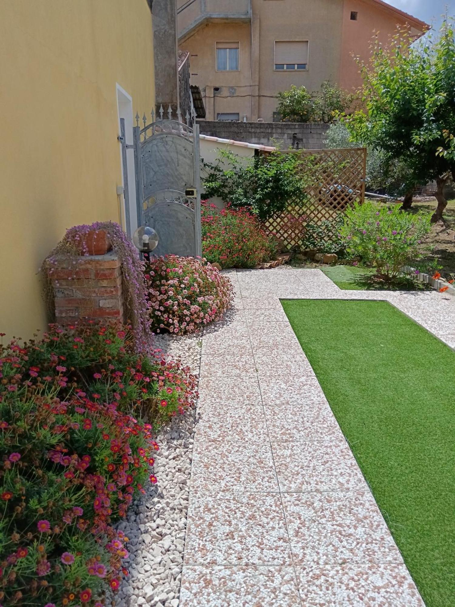 Casa Vacanze Il Giardino Villamassargia Luaran gambar